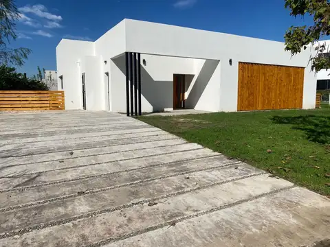 Venta Casa Barrio El Canton - Norte