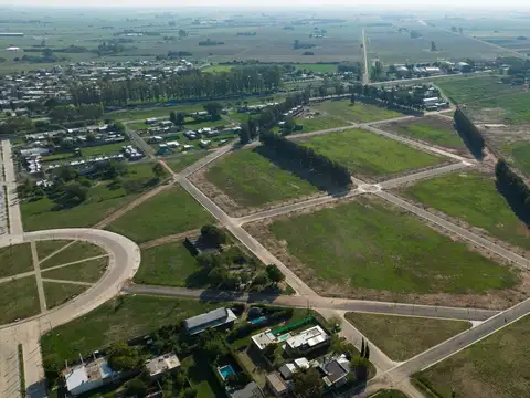 Terrenos 300m2 -  General Lagos - Todos los servicios - Escritura inmediata - Distrito Cero