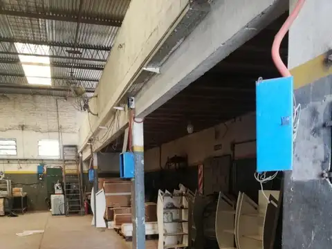 GALPON CON TRIFASICA MAS CASA