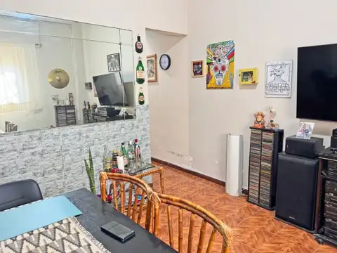 Depto Tipo Casa en Venta 56 años