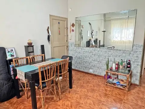 Depto Tipo Casa 2 ambientes con 1 baño