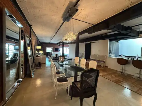 VENTA DEPARTAMENTO TIPO LOFT 2 AMBIENTES EN PUERTO MADERO