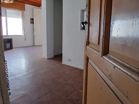 Depto Tipo Casa 2 ambientes con 1 baño