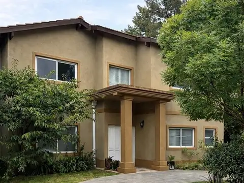 Casa  en Venta en La Delfina, Pilar, G.B.A. Zona Norte