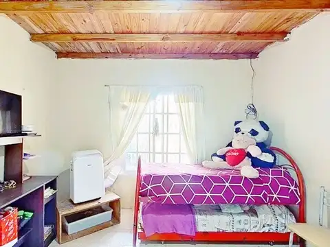Casa 3 ambientes con 1 baño