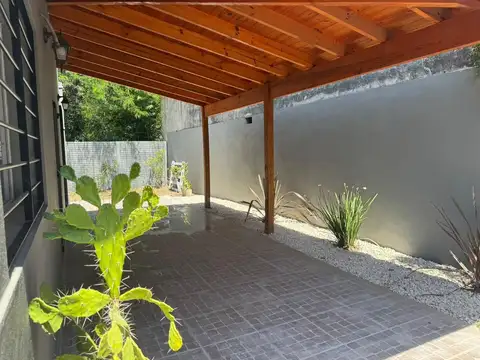 Casa en Venta con 1 cochera