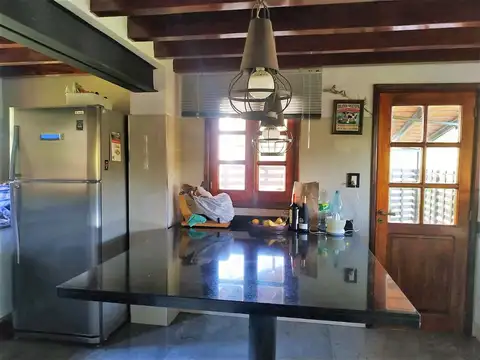 IMPONENTE CASA EN LAS DELICIAS