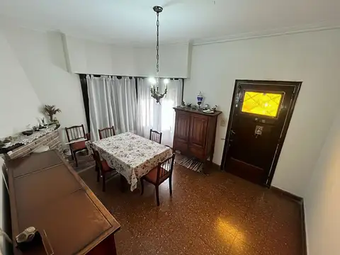 Avenida Juan José Paso 2700