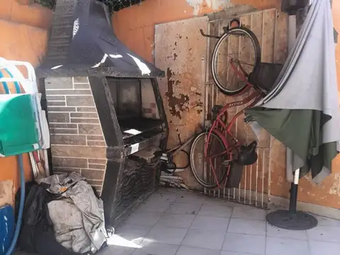 Depto Tipo Casa en Venta 47 años