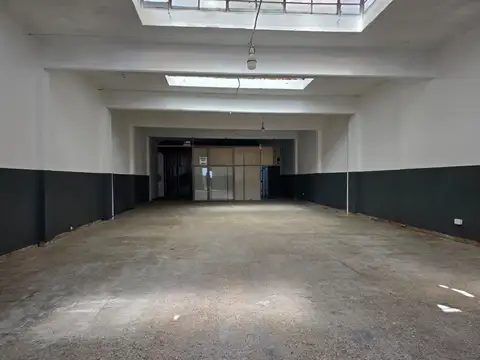 Alquiler de Galpón / deposito en Villa Lynch