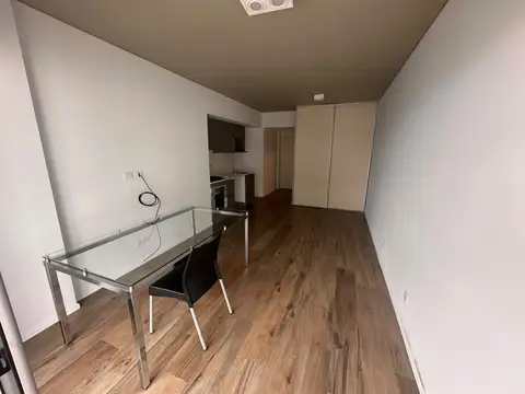 Humboldt 600, Piso 9