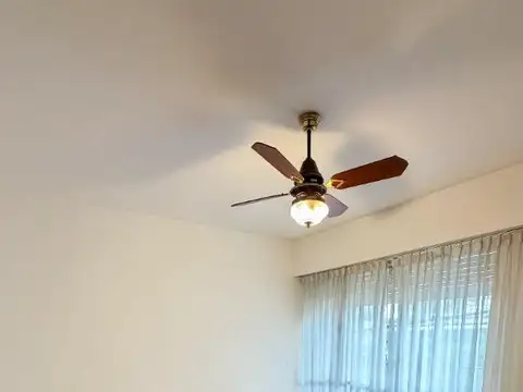 GRAN CASA EN ALQUILER DE TRES DORMITORIOS!