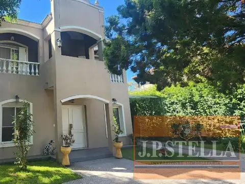 Casa 5 amb 280 m² Edificados en lote de 800 m² - Quintas Del Sol - Ezeiza