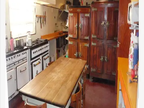 Hotel en Venta 70 años