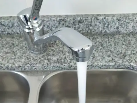 Departamento en Venta en Fisherton, USD 125.000