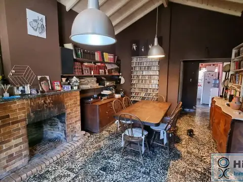 Casa 3 ambientes con 2 baños