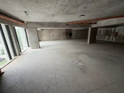 Local en Alquiler en Olivos, USD 5.000