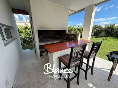Casa en Alquiler en Puertos, USD 2.600