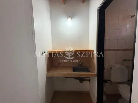 Local en Venta en Villa Gobernador Udaondo, USD 387.000