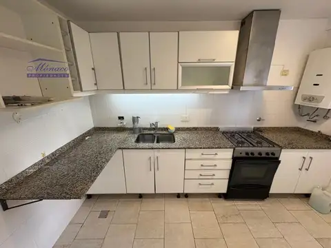 Alvarez Thomas 3600, Piso 5