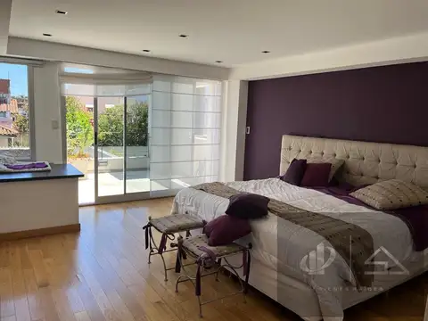 Casa 5 ambientes con 5 baños