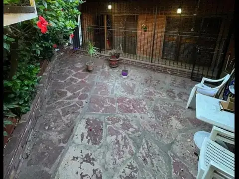 Casa en Venta en Parque Avellaneda, USD 150.000