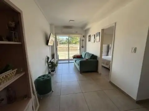 Dr A Alsina 285 , Piso 2