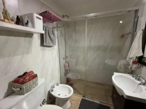 2 AMBIENTES A 200 METROS DE LA PZA. ALSINA