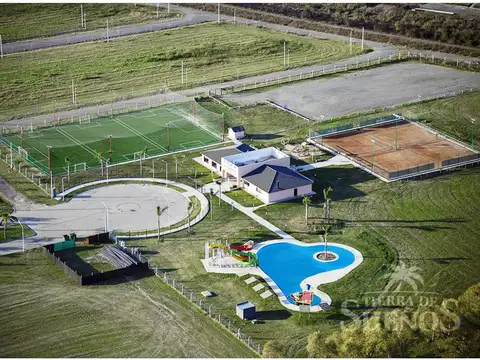 Terreno en Venta 24  mts Fondo