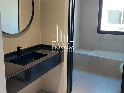 Casa - Alquiler - Argentina, Pilar - AV PARQUE 5500