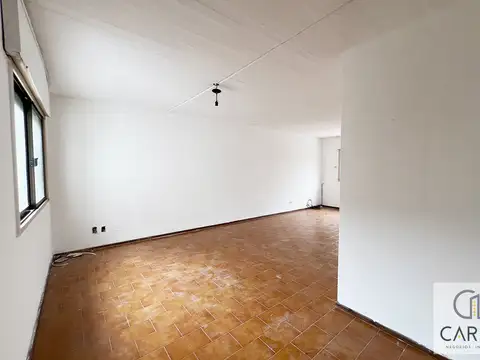 Avenida Pellegrini 2700, Piso 2