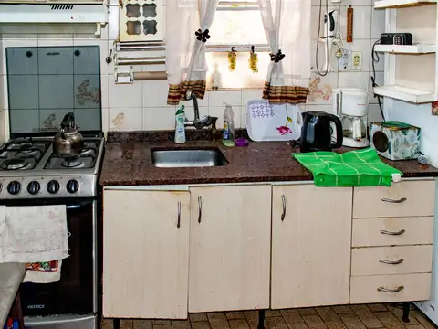 Casa en Venta con 1 cochera