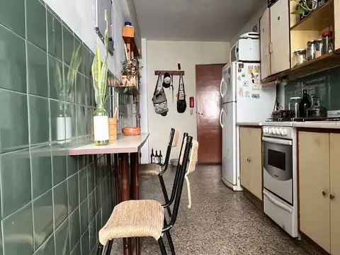 Departamento 5 ambientes con 2 baños