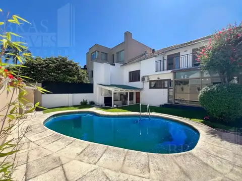 Casa en Venta de 4 dormitorios