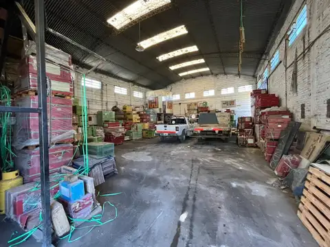 Galpon en Venta 19  mts Fondo