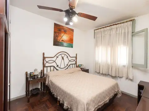 VENTA CASA 4 AMB CON PATIO, LAVADERO, APTO CREDITO