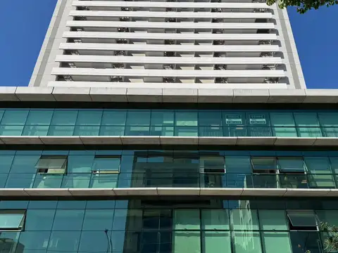 Venta oficina comercial en complejo cardinales cofico