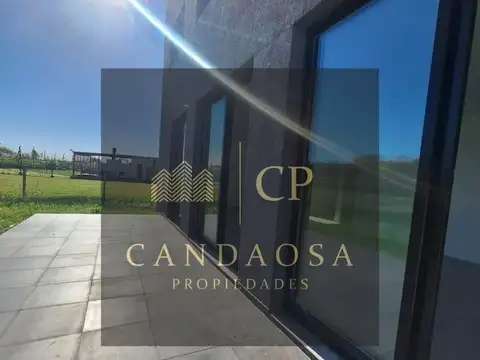 Nev. Casa Financiada En San Sebastian Area 11