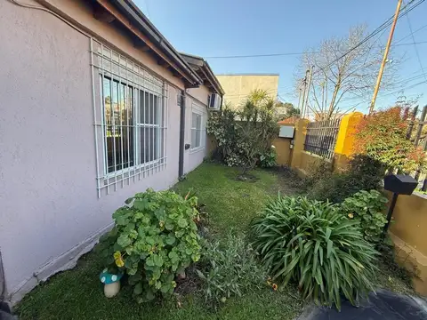 Casa en Venta en González Catan, USD 165.000