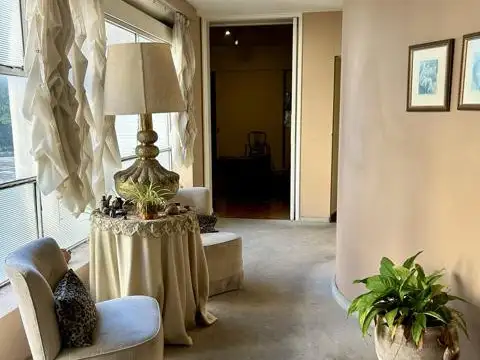 Departamento 5 ambientes con 3 baños