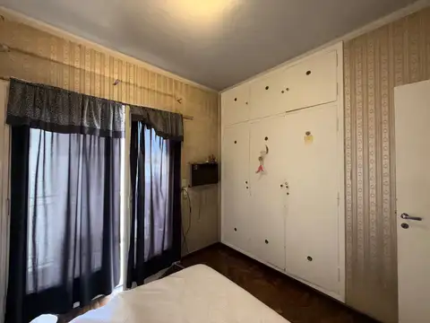 Dean Funes 109 , Piso 2