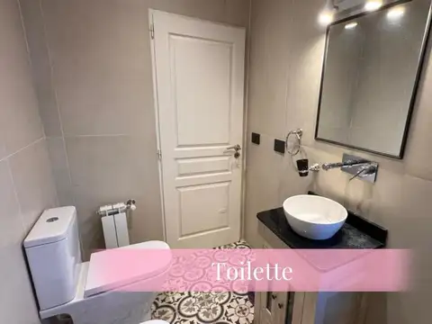 Casa en Alquiler con 1 cochera