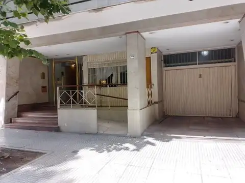 4 ambientes cochera Baulera 2 cuadras del Parque 2 cuadras del subte B