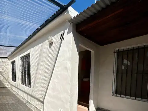 Ph 2 amb + escritorio con patio  - Llavallol