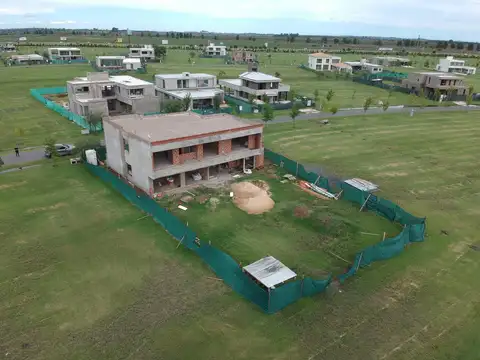VIDA CLUB DE CAMPO: Casa a estrenar - UF 167
