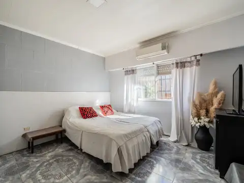 VENTA. CASA. 3 AMBIENTES. QUINCHO. TALLER. EZPELETA.