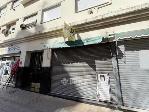 LOCAL A LA CALLE APTO TODO DESTINO EN BOLIVAR AL 200 - SOTANO DOBLE ALTURA ENTREPISO