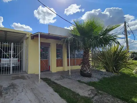 Venta Casa con pileta en Timbues Costa Ribera