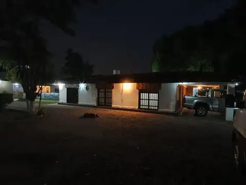 QUINTA 4 AMBIENTES CON PILETA