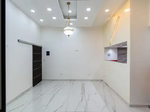 VENTA PH 3 AMBIENTES FLORESTA RECICLADO CON PATIO